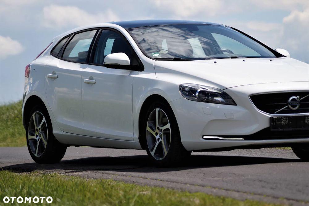 Volvo V40 - 18