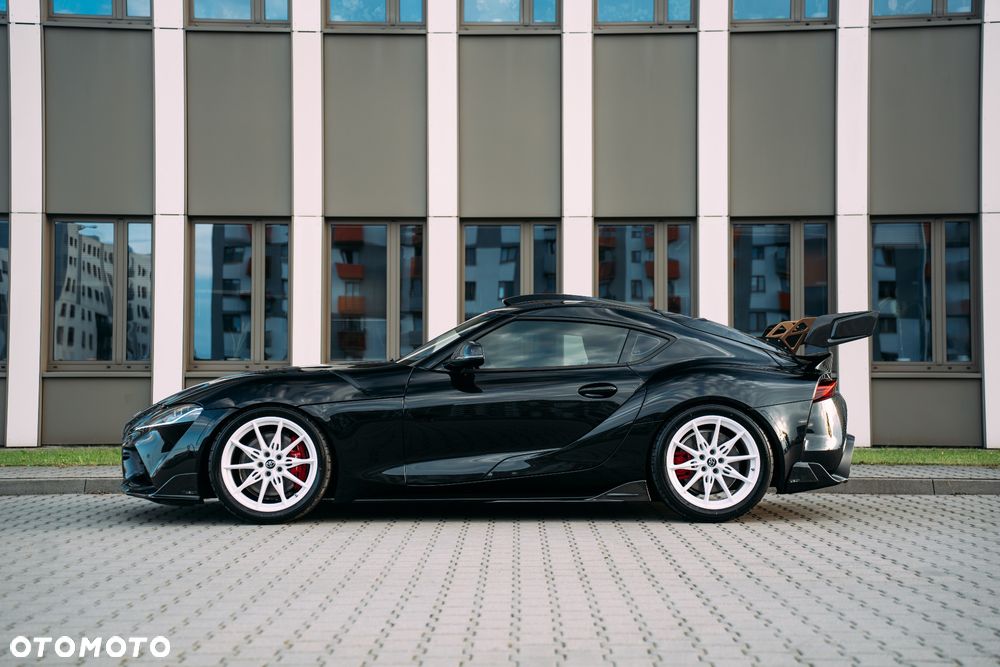 Toyota Supra 3.0 Turbo - 11
