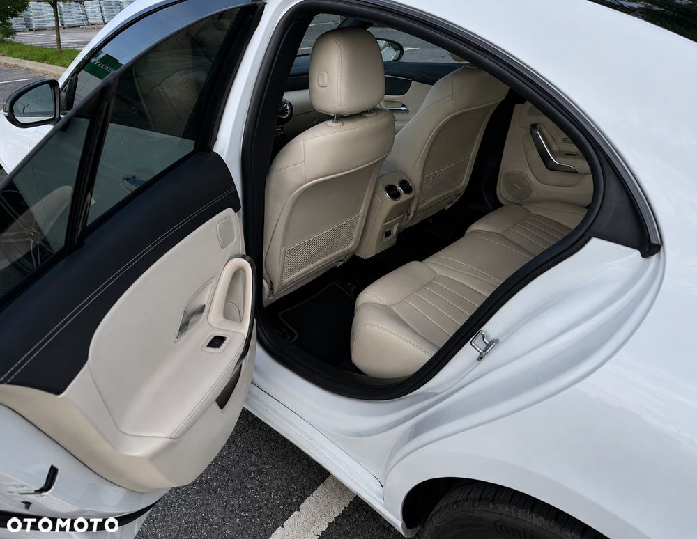 Mercedes-Benz CLA - 21