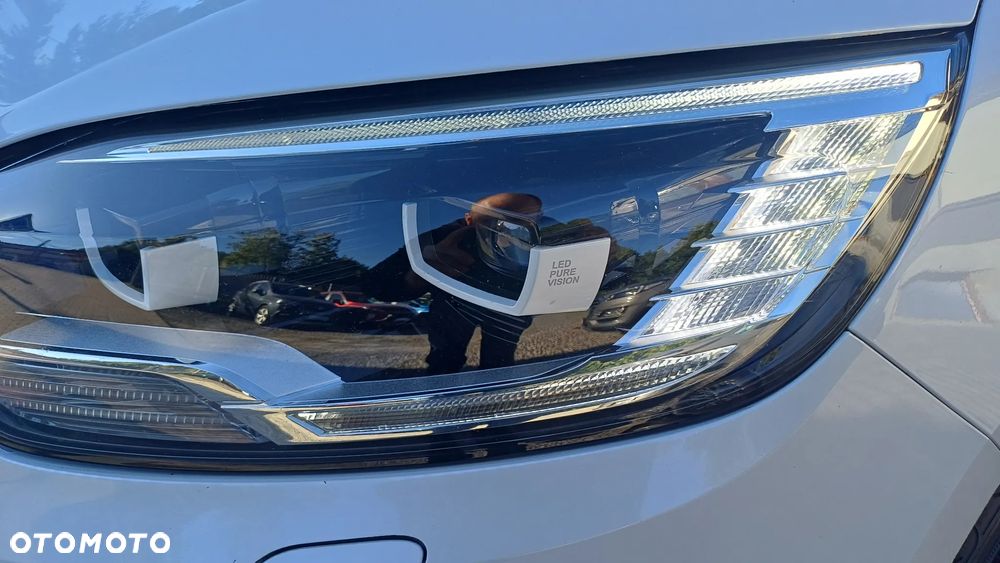 Renault Scenic ENERGY dCi 130 Start & Stop Euro 6 Bose Edition - 4