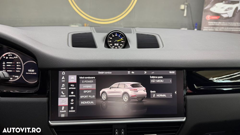 Porsche Cayenne Tiptronic S Platinum Edition - 13