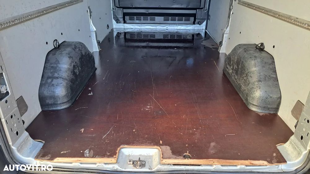 Ford TRANSIT VAN TREND L3H3 FWD - 12