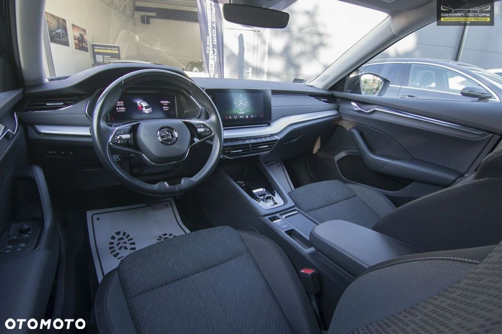 Skoda Octavia 2.0 TDI Business DSG - 23