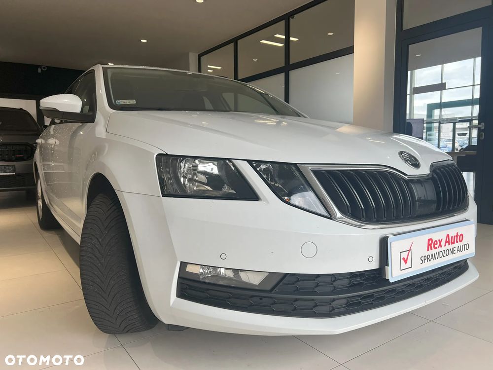 Skoda Octavia 1.5 TSI ACT Ambition DSG - 2