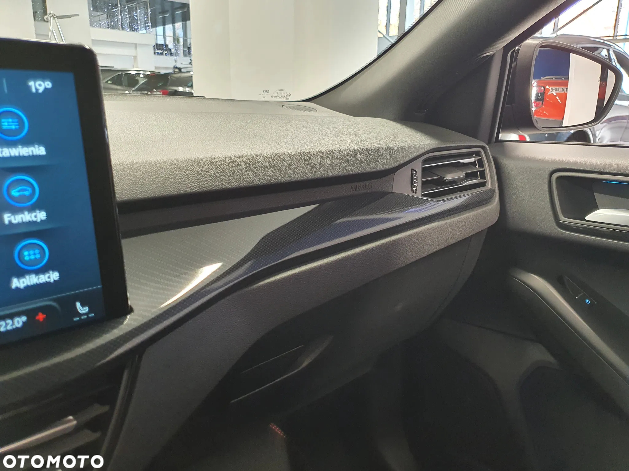 Ford Focus 1.0 EcoBoost ST-Line X - 18