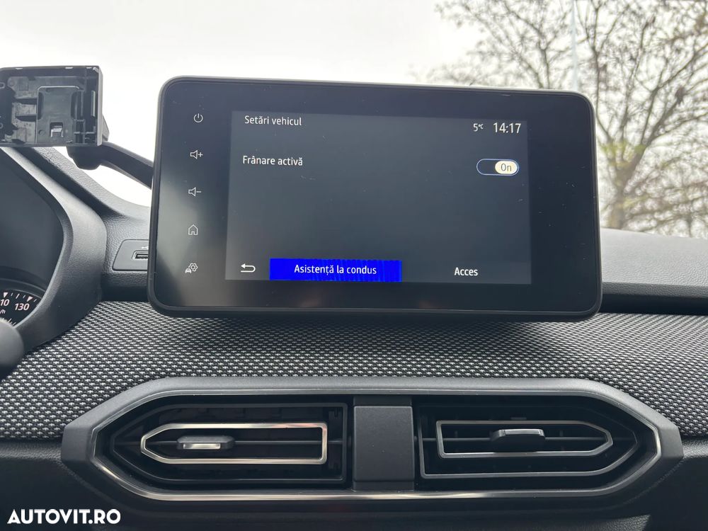 Dacia Logan TCe 90 MT6 Comfort - 24