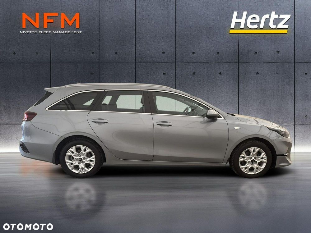 Kia Ceed - 8