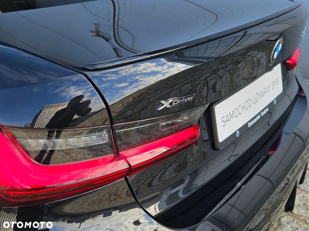 BMW Seria 3 330i xDrive M Sport sport - 13