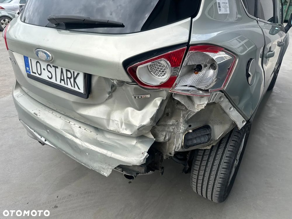 Ford Kuga 2.0 TDCi Titanium FWD - 14