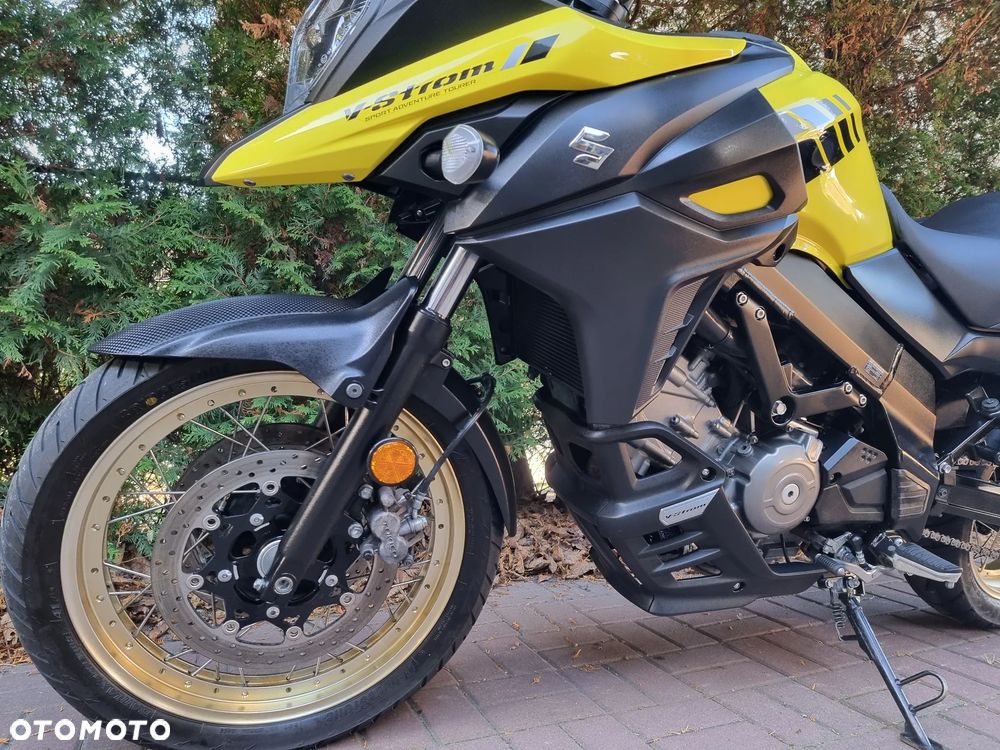 Suzuki V-STROM - 16