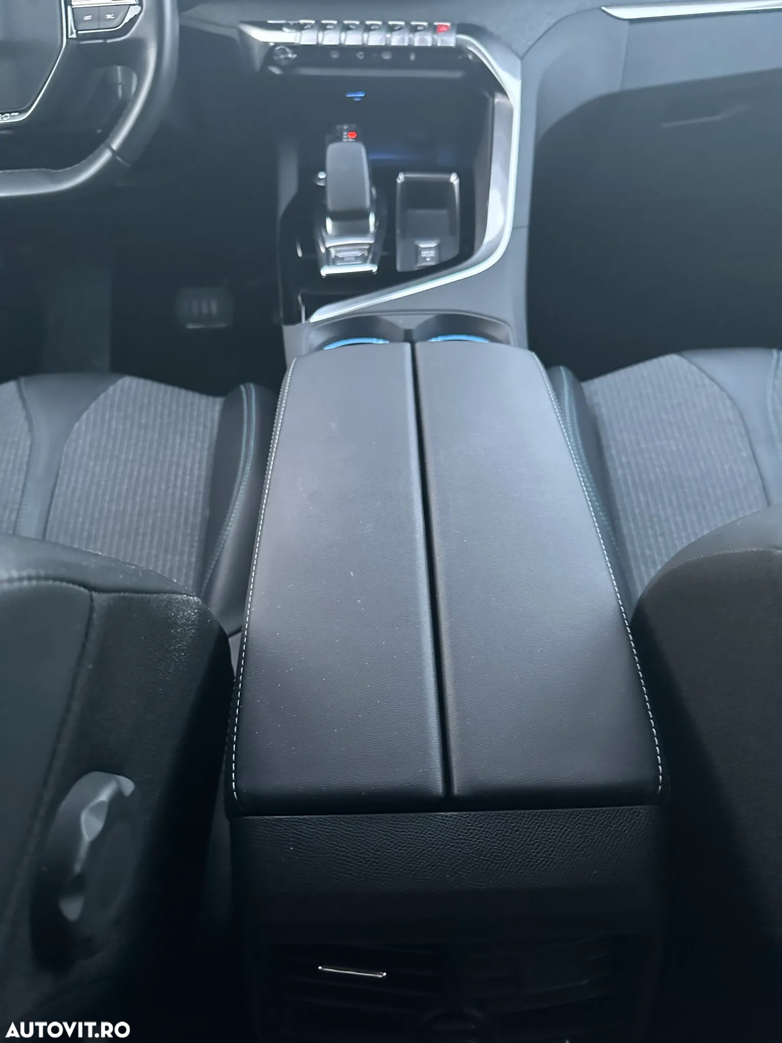 Peugeot 3008 Plug-In Hybrid 225 e-EAT8 Allure Pack - 15