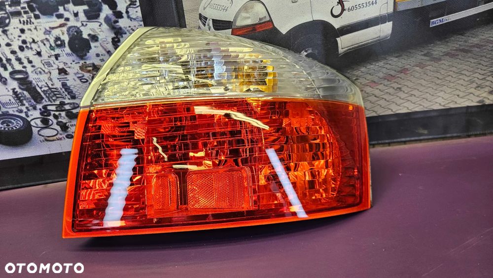 Lampa Lampy Tyl Tylne Lewa Prawa Komplet AUDI A4 B6 Sedan Depo - 24