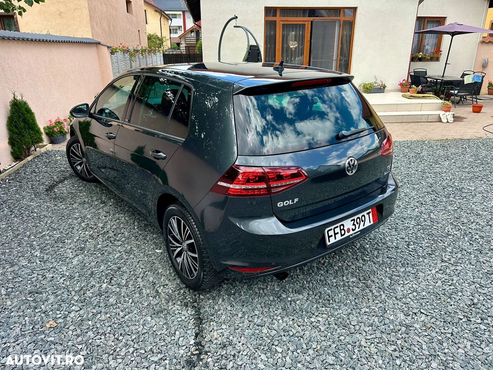 Volkswagen Golf 1.2 TSI BlueMotion Technology Comfortline - 4