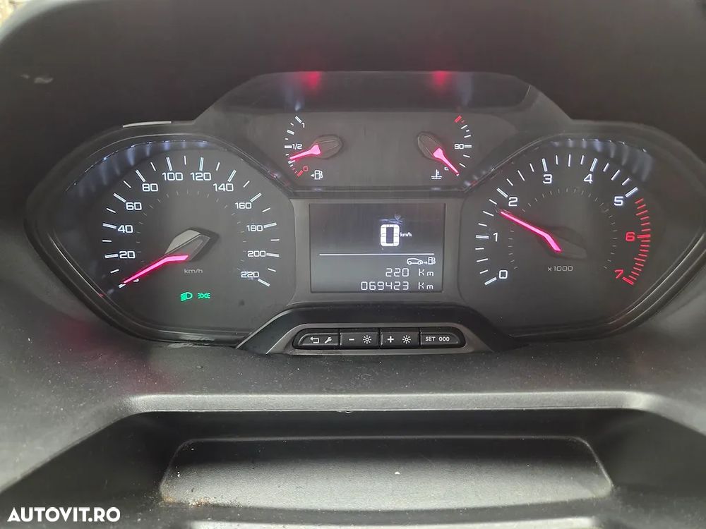 Peugeot Partner Combi 75 CP Confort FAP - 11