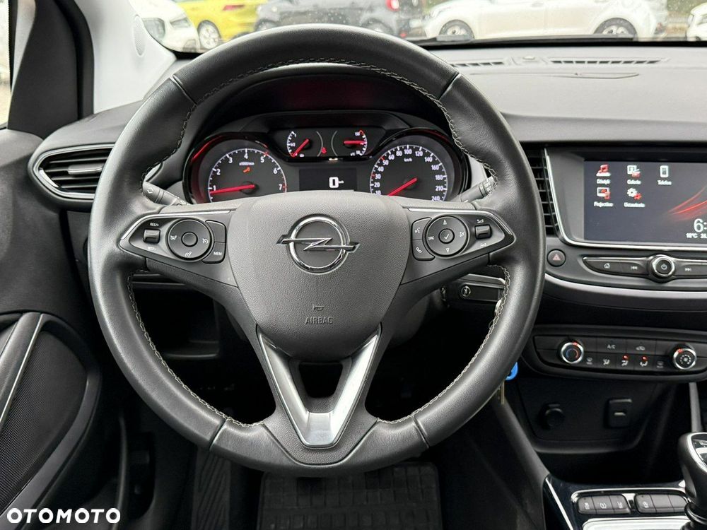 Opel Crossland X - 18