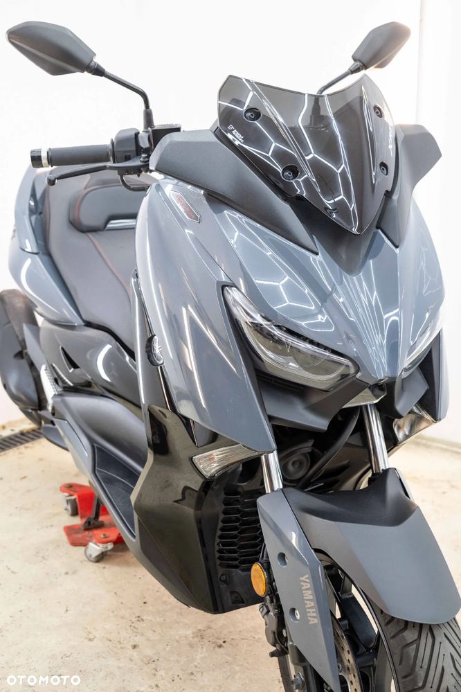 Yamaha X-max - 11