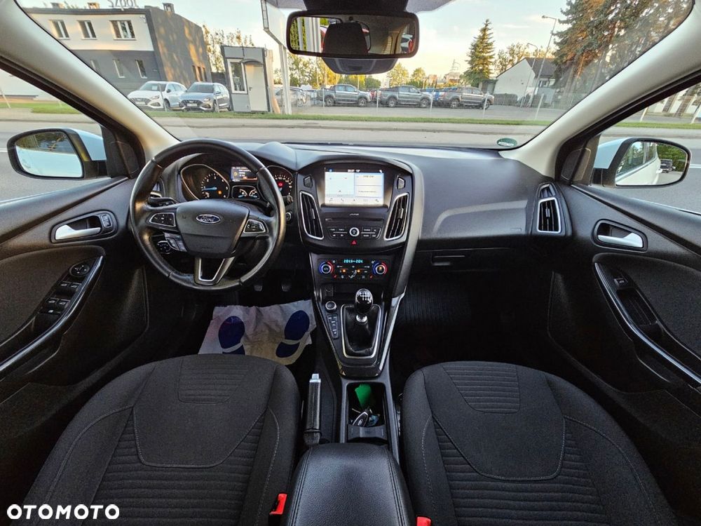 Ford Focus - 19