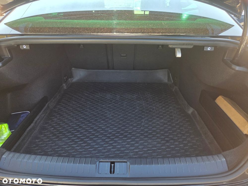 Volkswagen Passat 1.5 TSI EVO Business DSG - 10