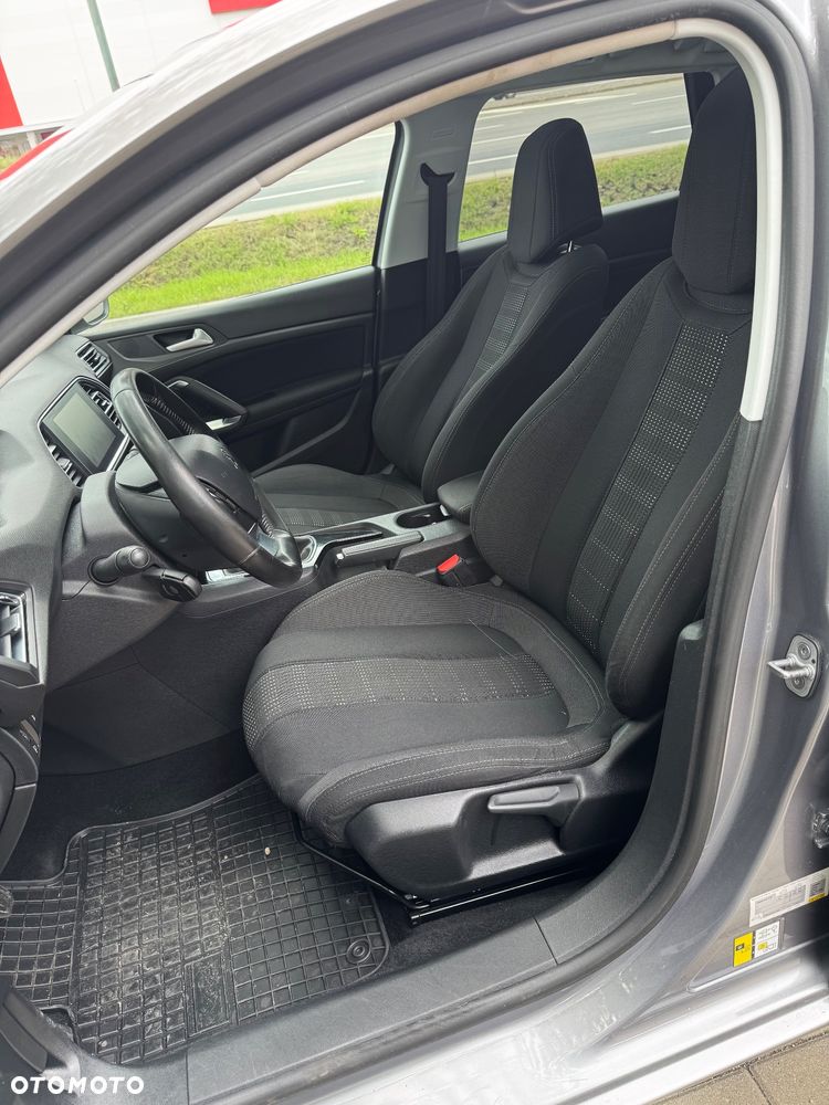 Peugeot 308 - 10