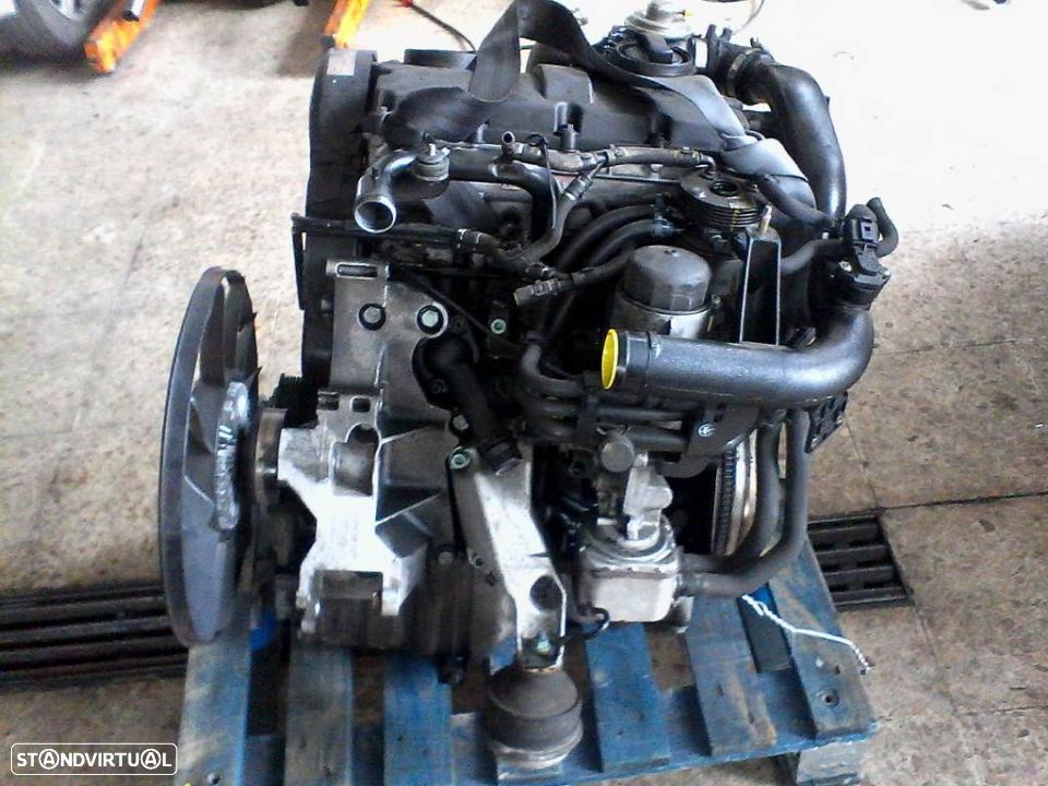 Motor AUDI A4 1.9 TDI de 2004 Ref: AJM - 1
