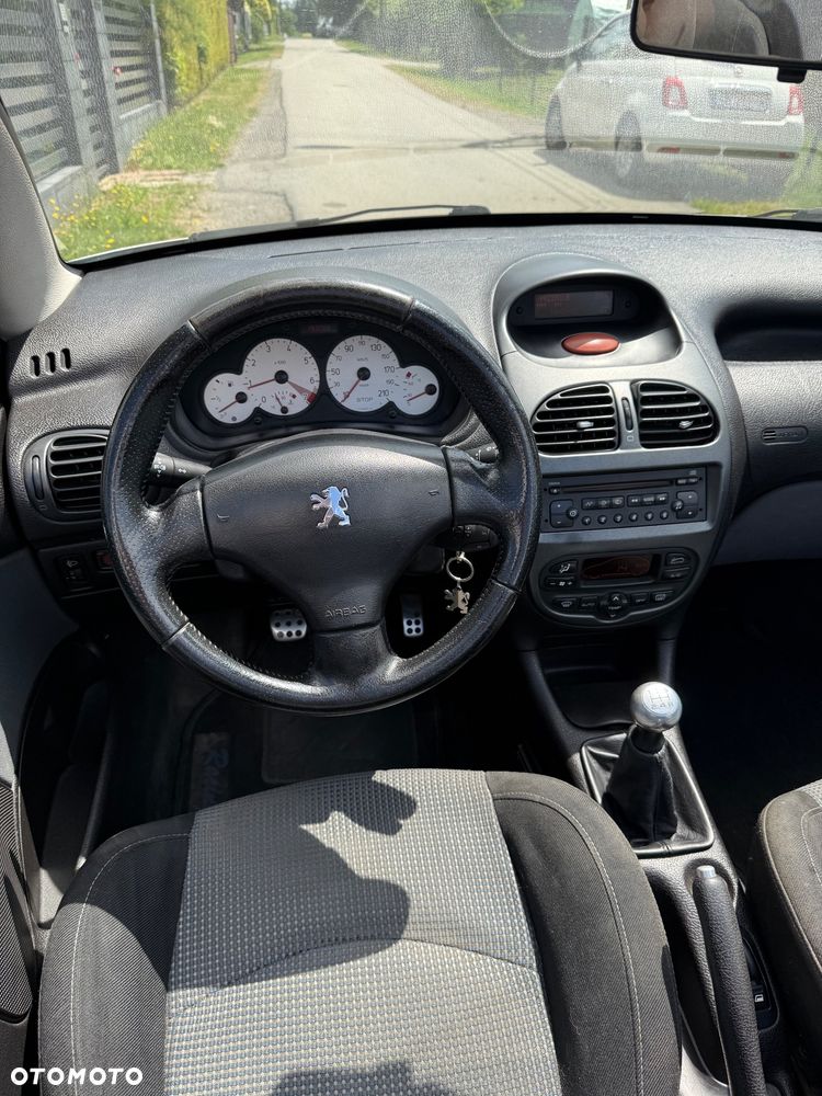 Peugeot 206 CC 110 - 15