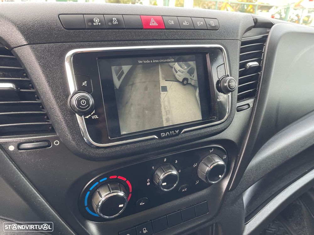 Iveco Daily 35C18 3.0 TD - 9