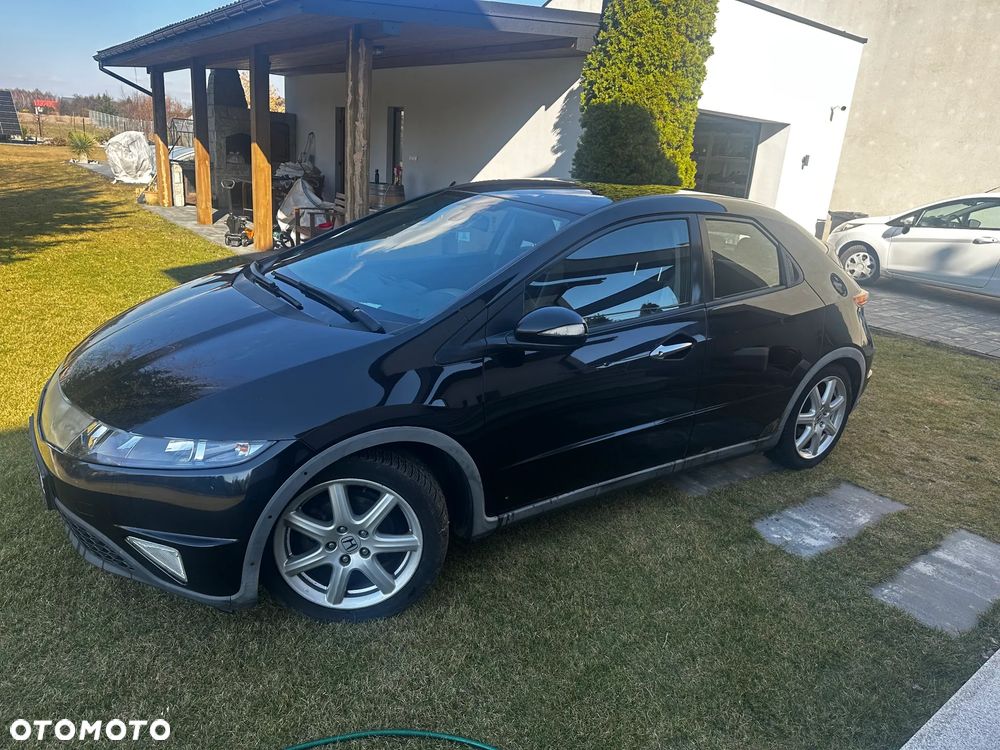 Honda Civic 2.2i-CTDi Executive - 1