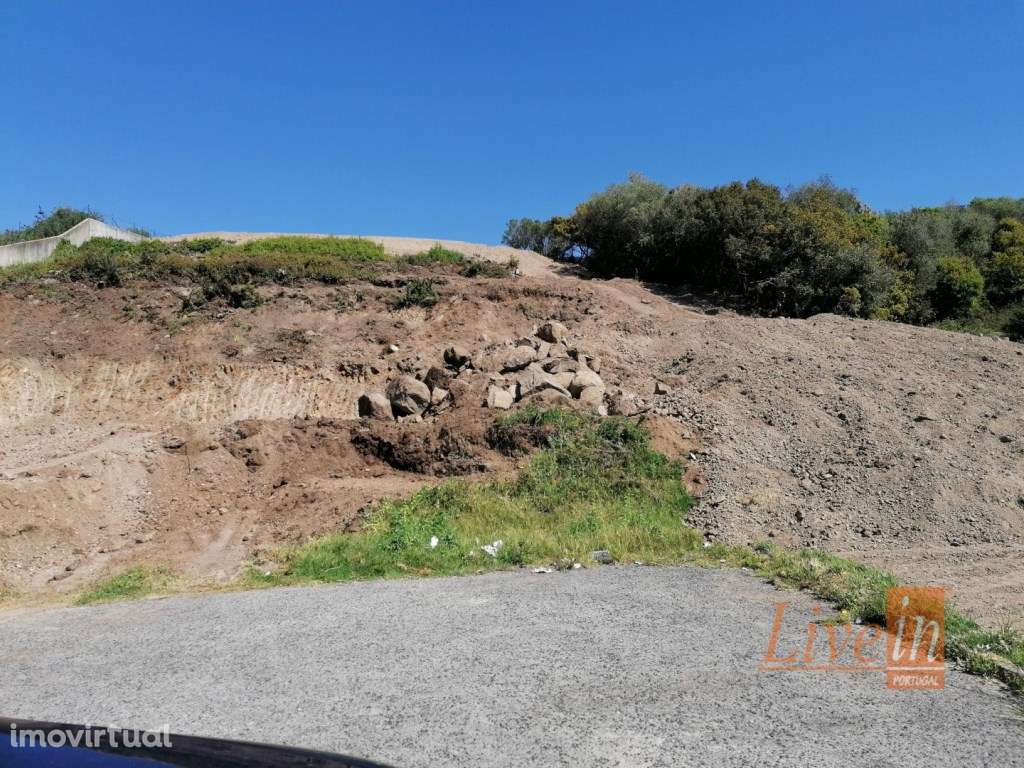 Terreno Rústico com 39600m2 em Pêro Pinheiro - Grande imagem: 4/6