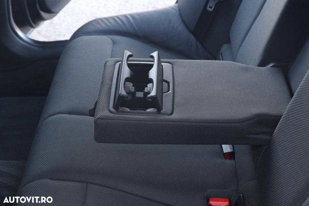 BMW Seria 3 320d DPF Aut. - 26