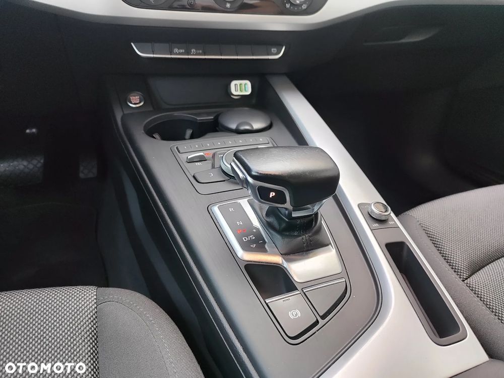 Audi A4 Limousine 2.0 TDI S tronic sport - 14