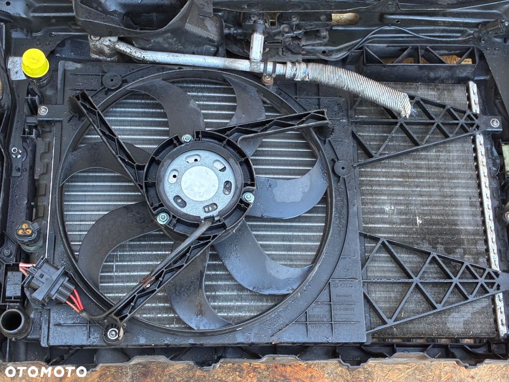 VW POLO 9N3 LIFT BENZYNA PAS PRZEDNI CHŁODNICA WENTYLATOR KOMPLET - 11