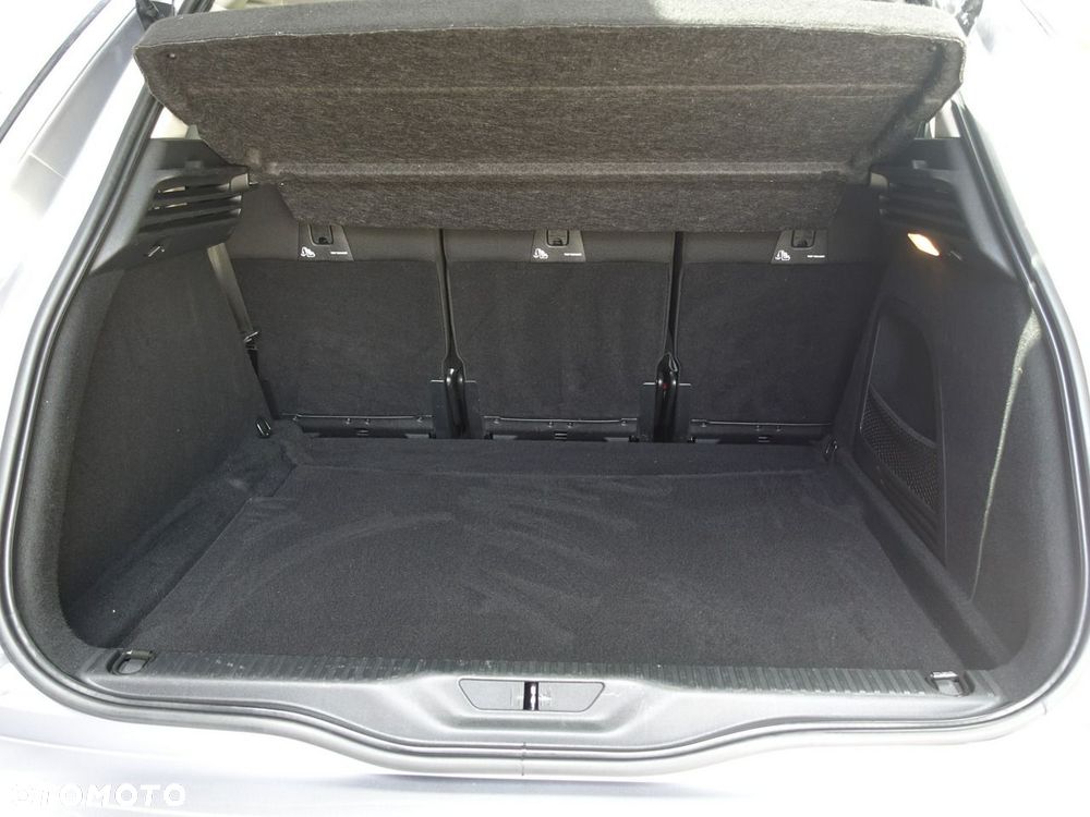 Citroën C4 Picasso 1.2 PureTech Shine S&S - 17