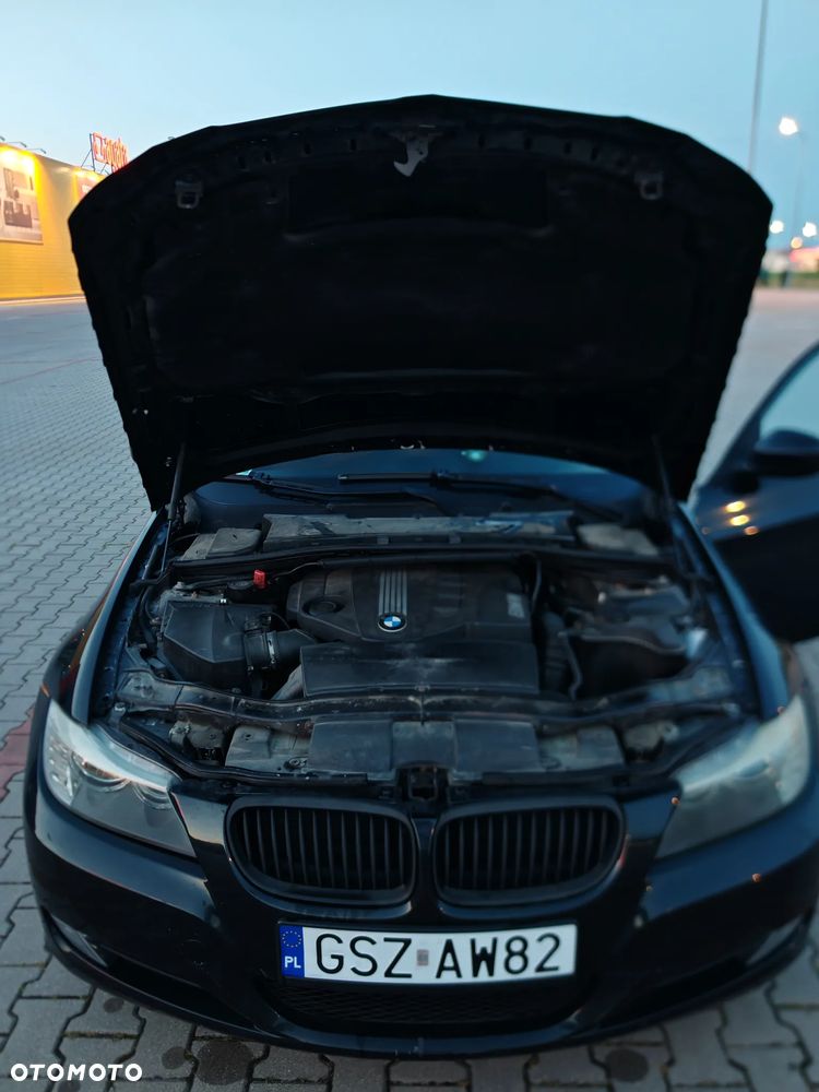 BMW Seria 3 318d - 25