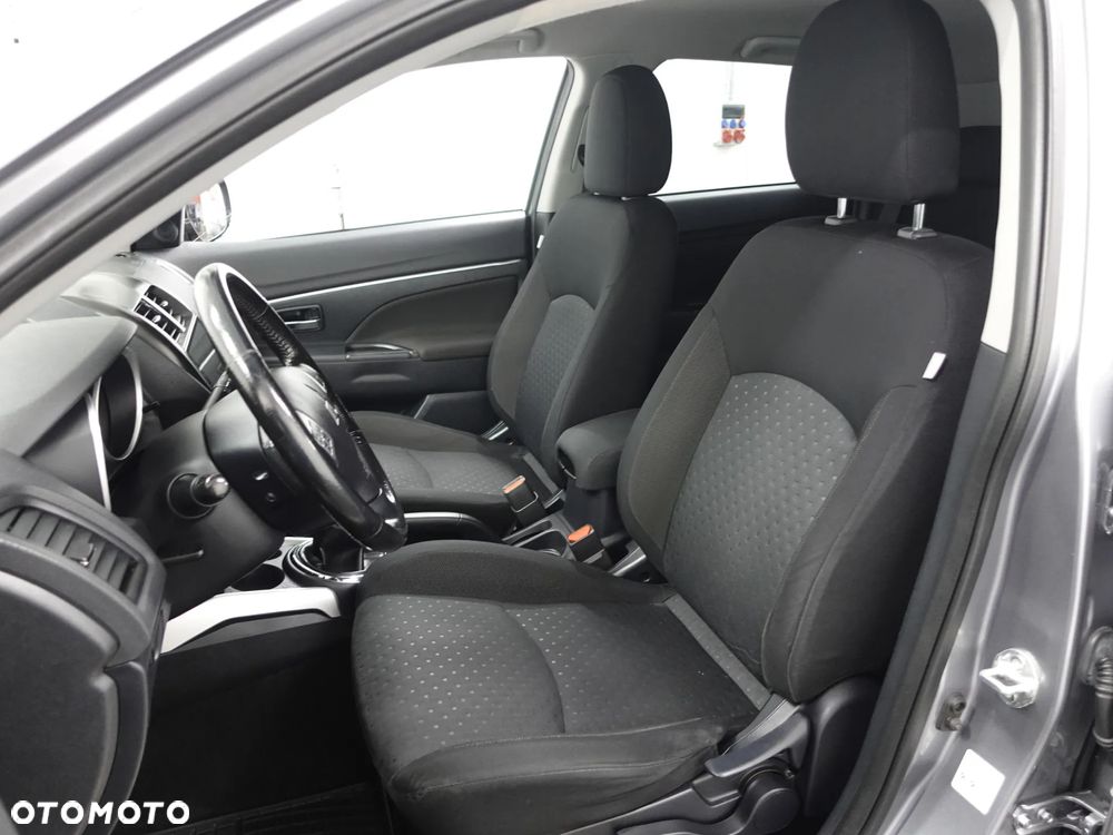 Mitsubishi ASX - 21