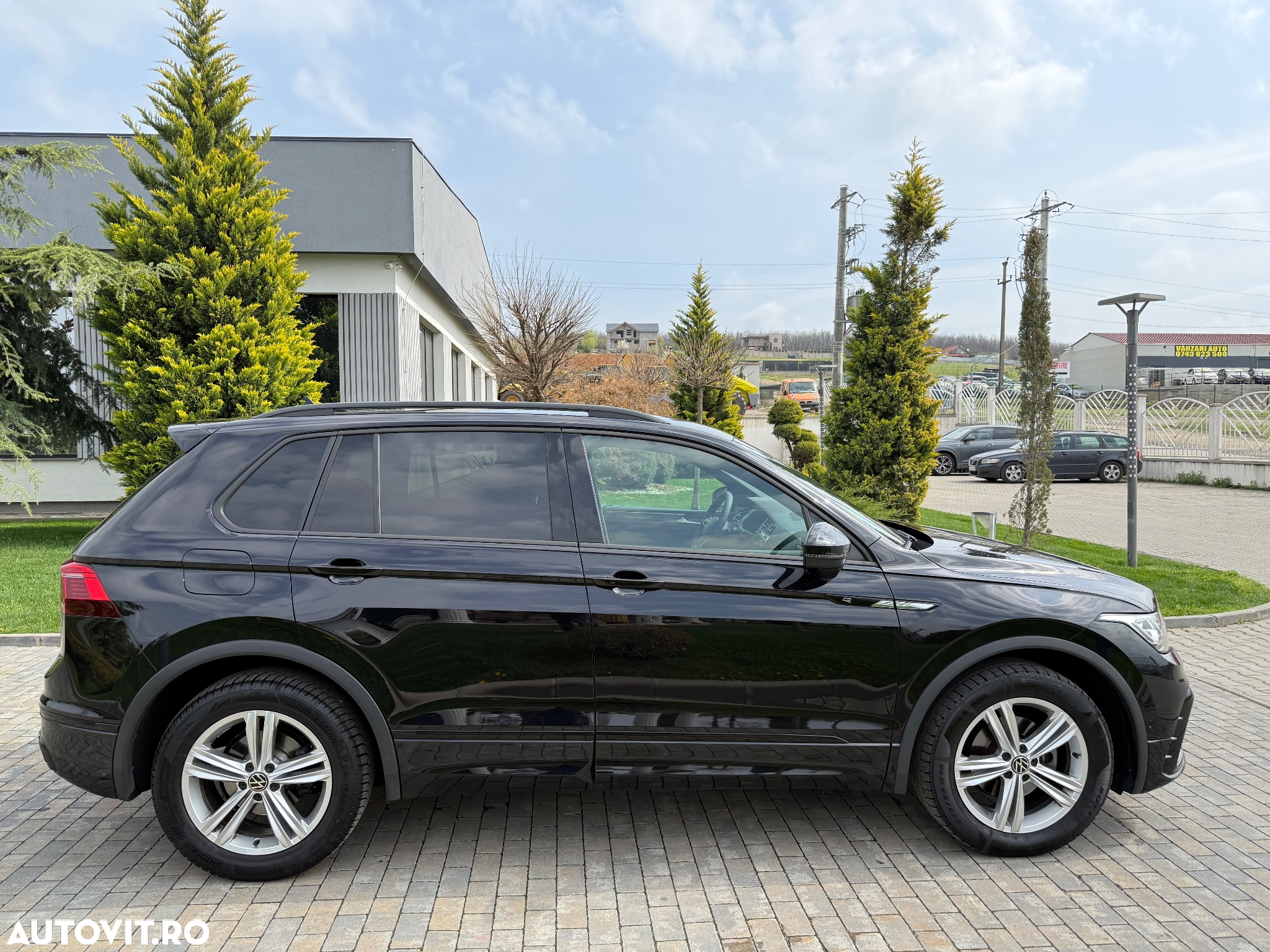 Volkswagen Tiguan 2.0 TDI SCR 4MOTION DSG IQ.DRIVE - 10