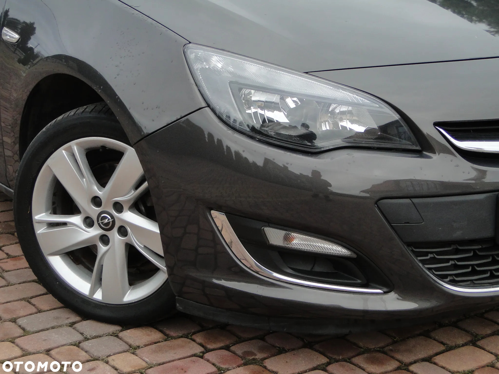 Opel Astra IV 1.7 CDTI Cosmo - 36