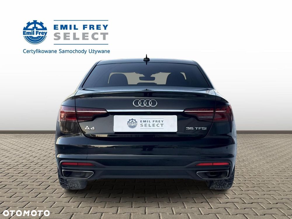 Audi A4 Limousine - 5