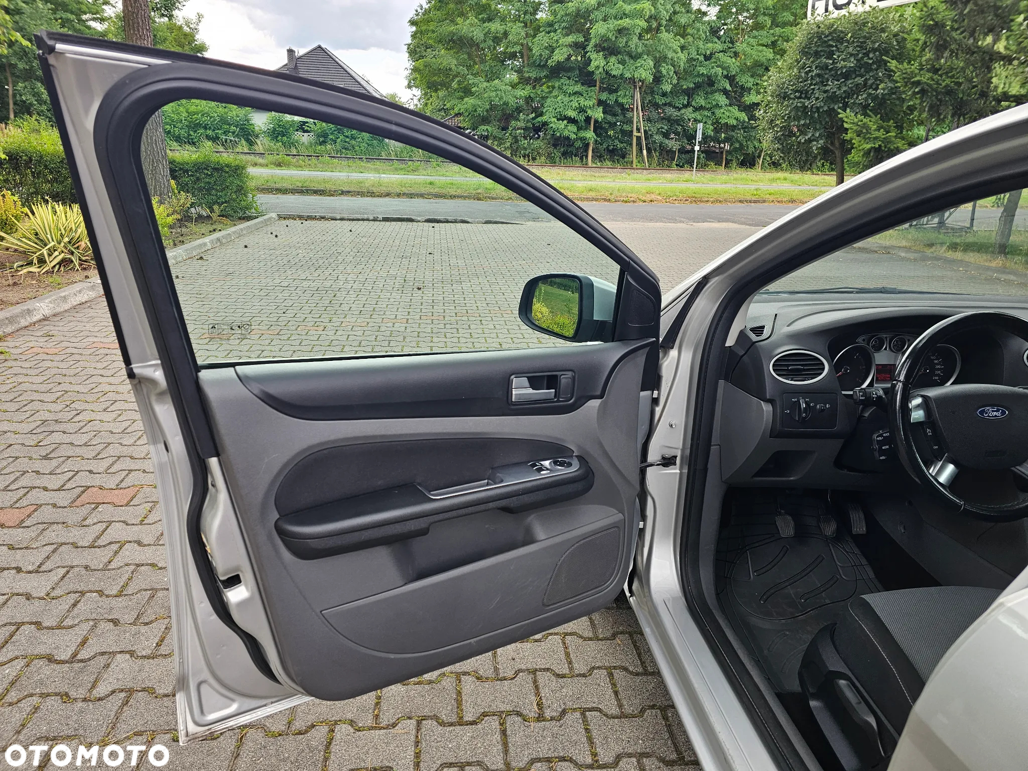 Ford Focus - 9