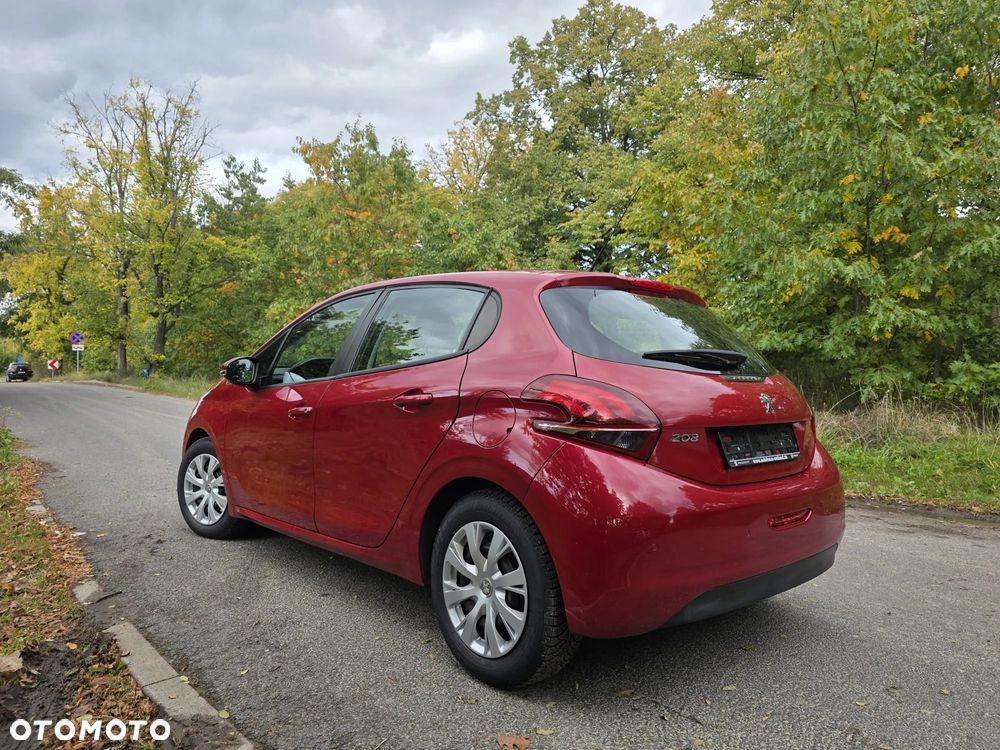 Peugeot 208 - 15