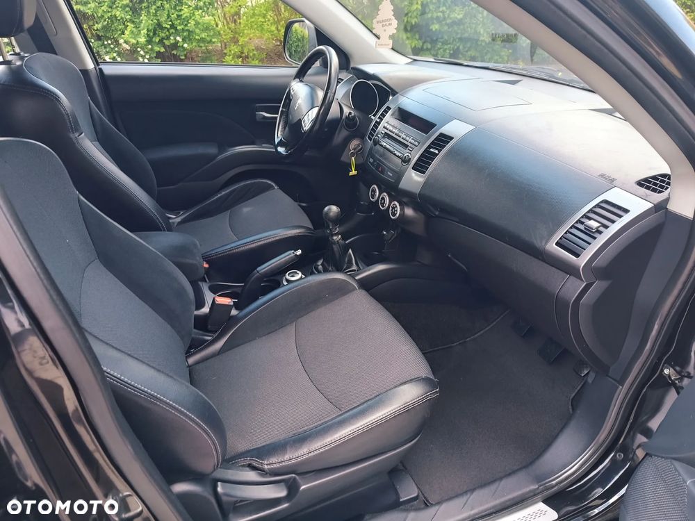 Peugeot 4007 HDI FAP 7-Sitzer Active - 13