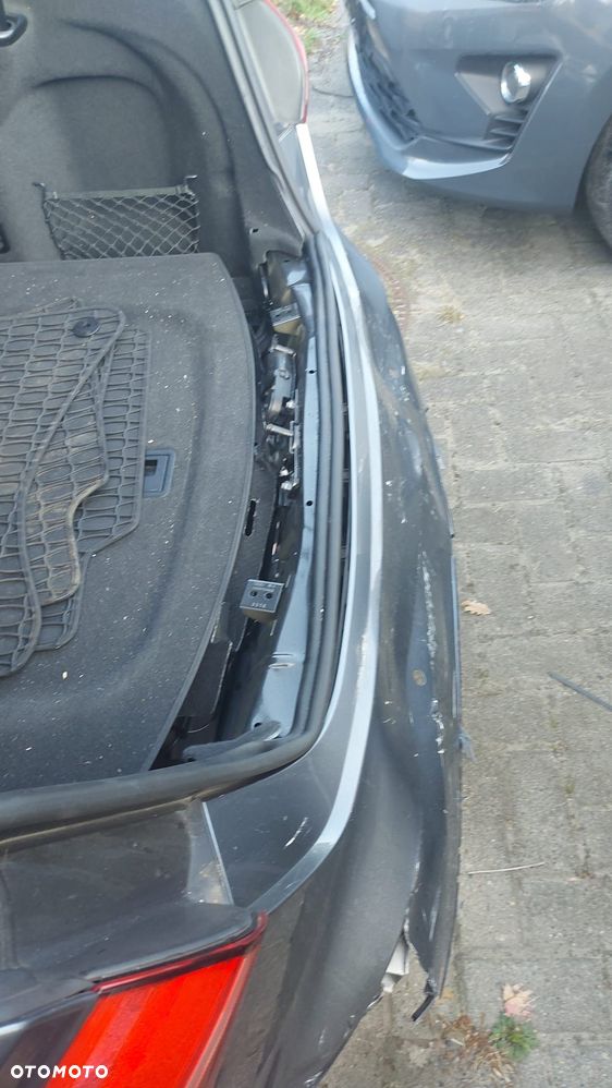 Audi A8 3.0 TDI L Quattro - 17