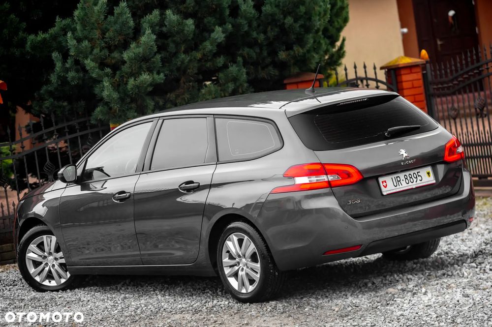 Peugeot 308 BlueHDi 130 EAT8 Allure - 10