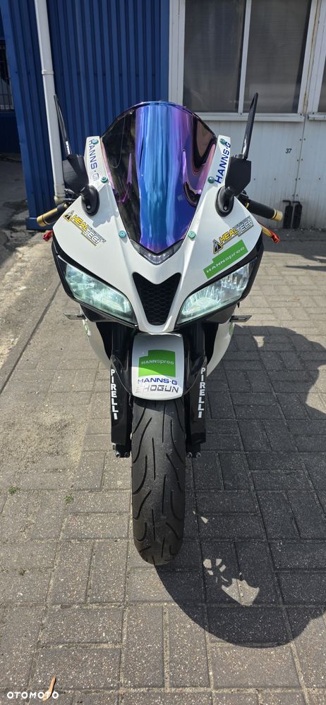 Honda CBR - 7