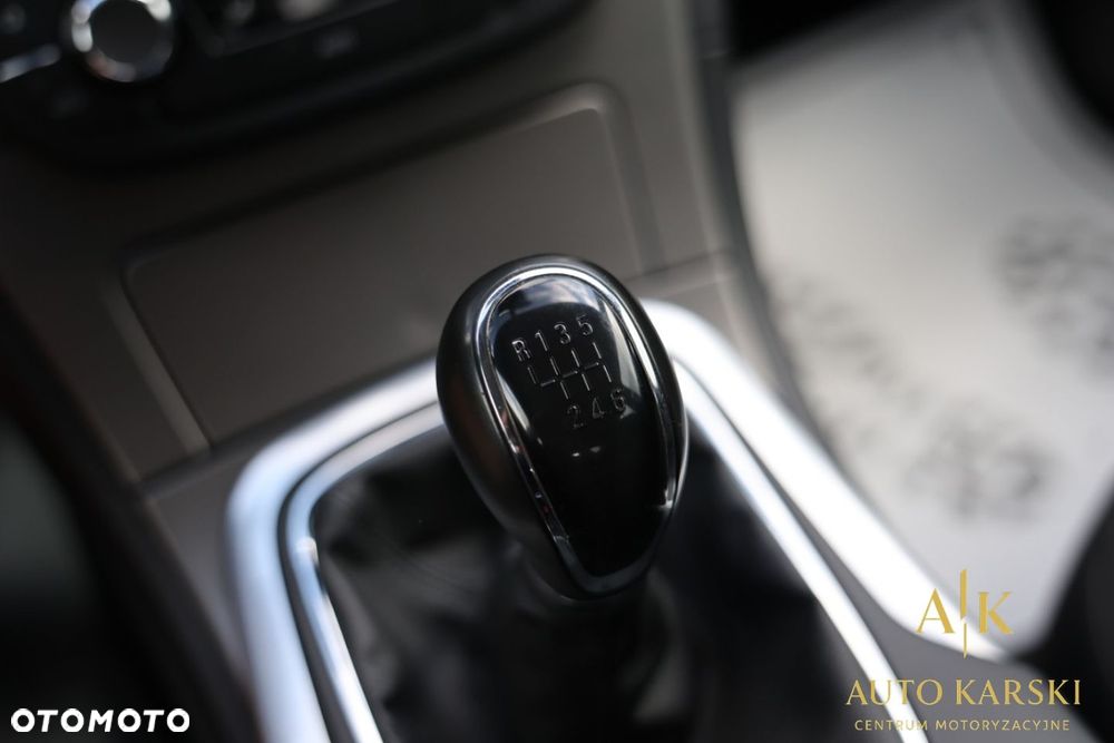 Opel Insignia - 23