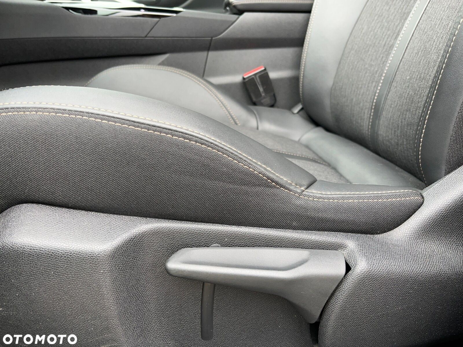 Peugeot 5008 - 11