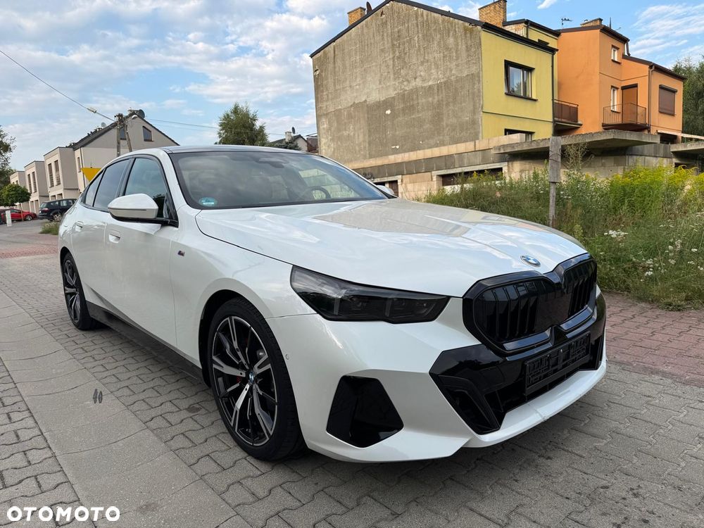 BMW Seria 5 520d xDrive mHEV M Sport - 6