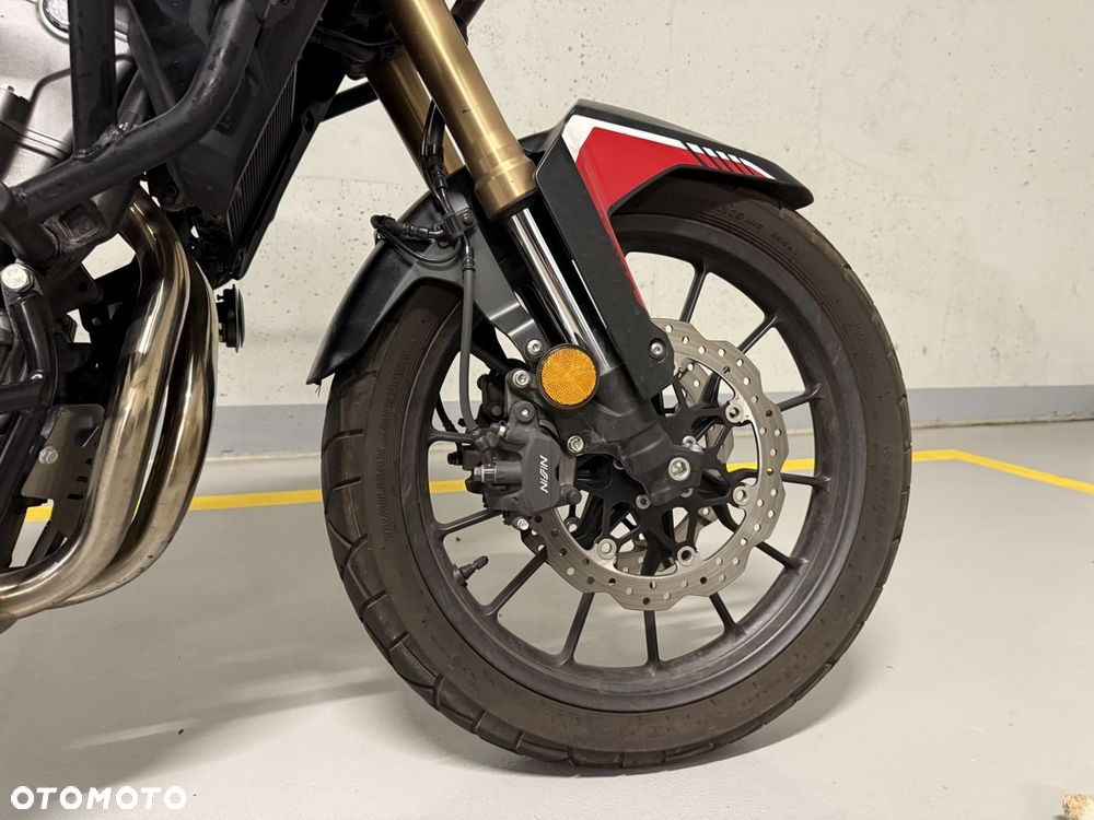 Honda CB - 8