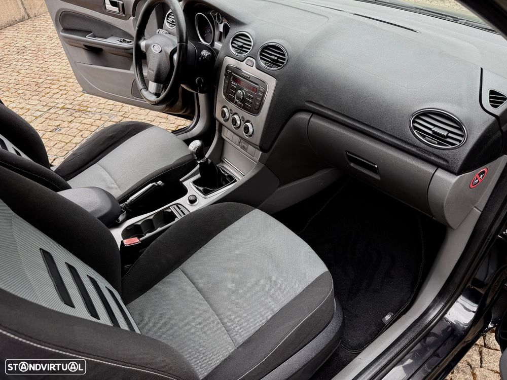 Ford Focus 1.6 TDCi Titanium - 21
