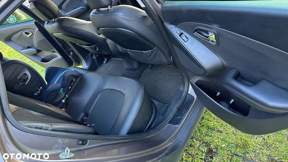 Hyundai ix35 1.6 GDI Comfort 2WD - 18