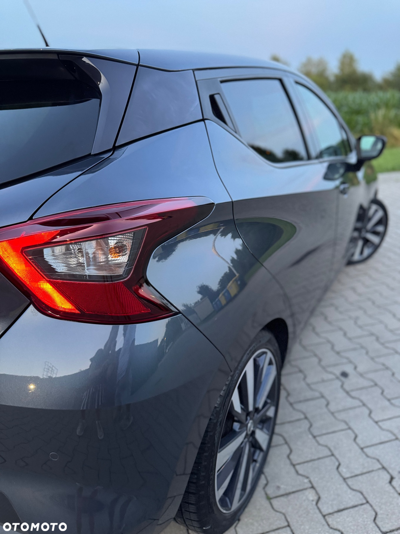 Nissan Micra 1.0 DIG-T Tekna - 15
